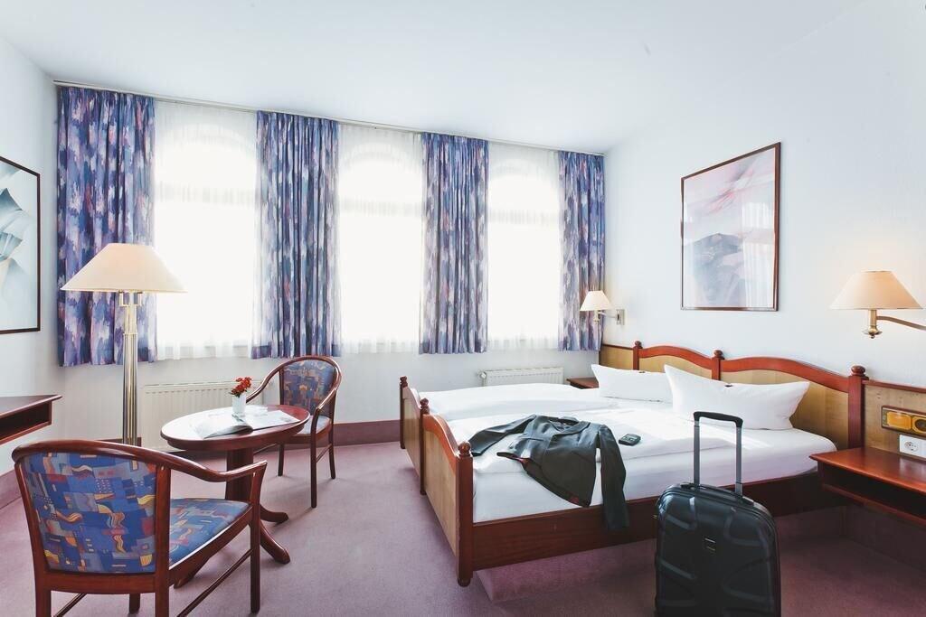 hotel-thumb