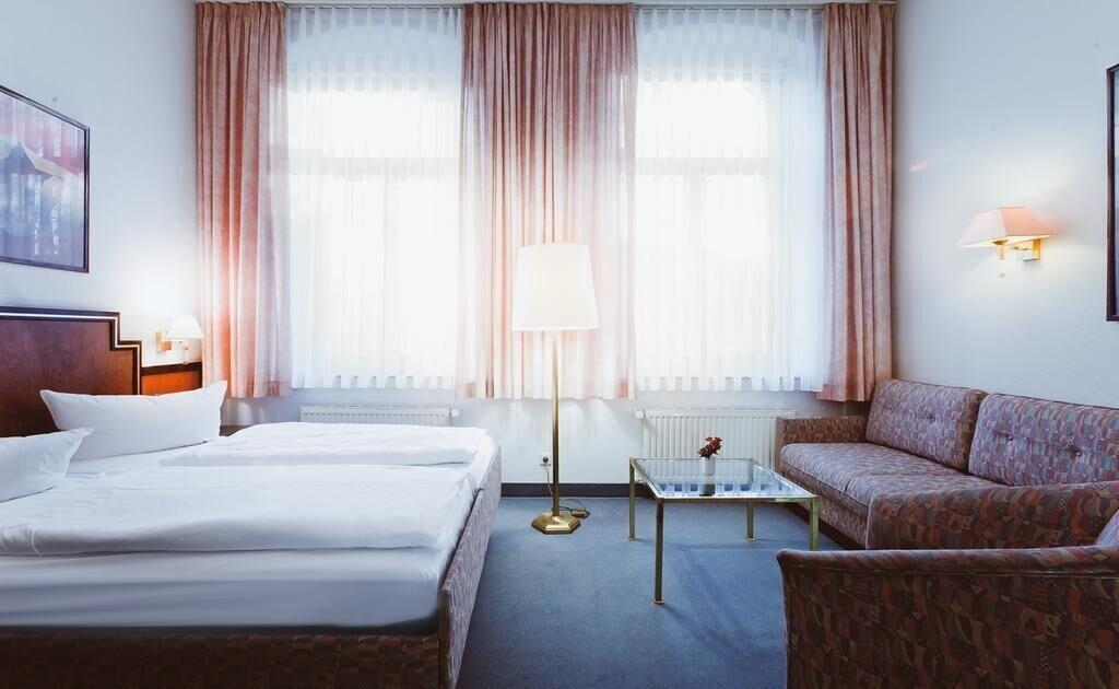 hotel-thumb