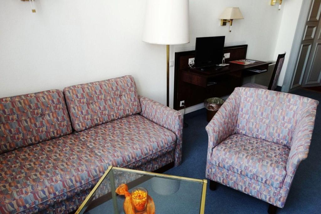 hotel-thumb