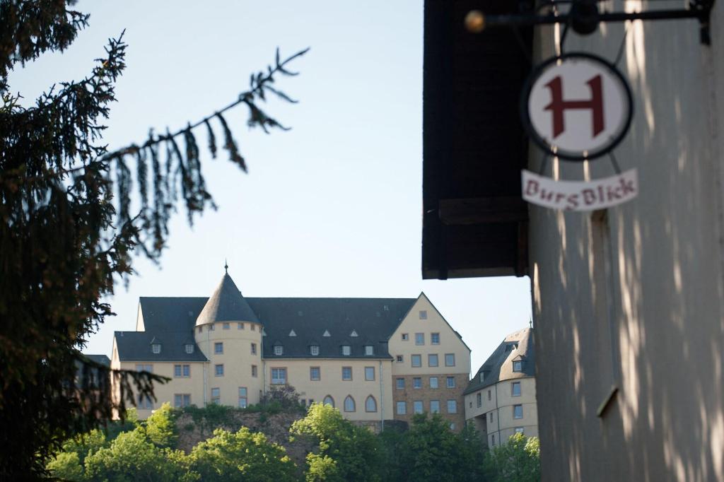 Land-Gut-Hotel Burgblick