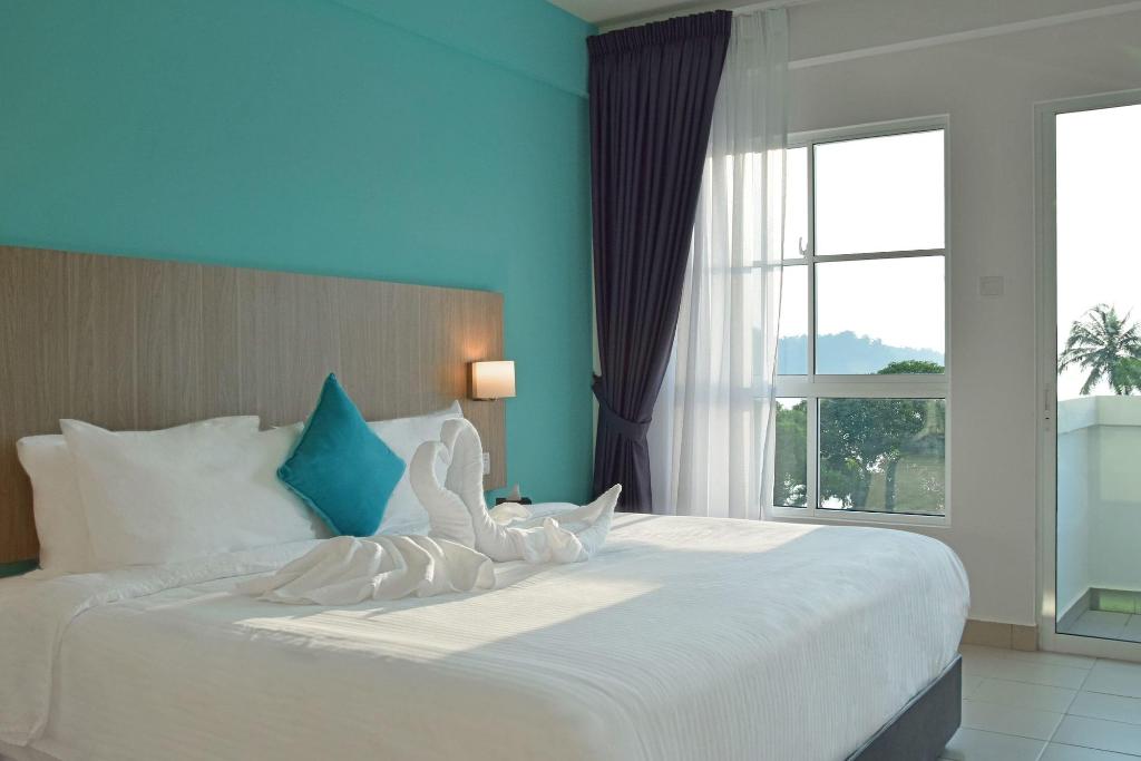 Avi Pangkor Beach Resort