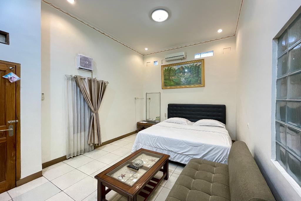 Hotel Ramayana Garut by ZUZU