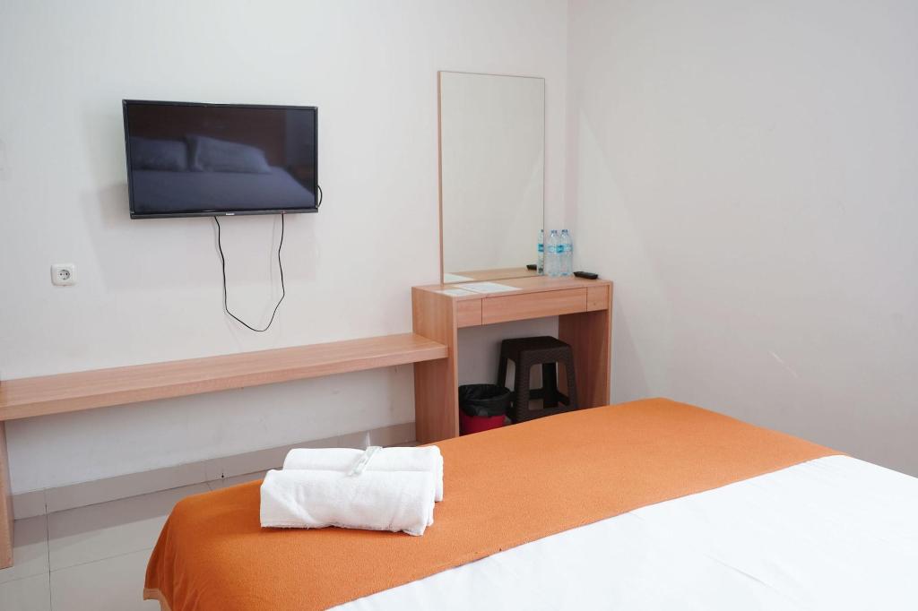 Urooms Tanah Abang