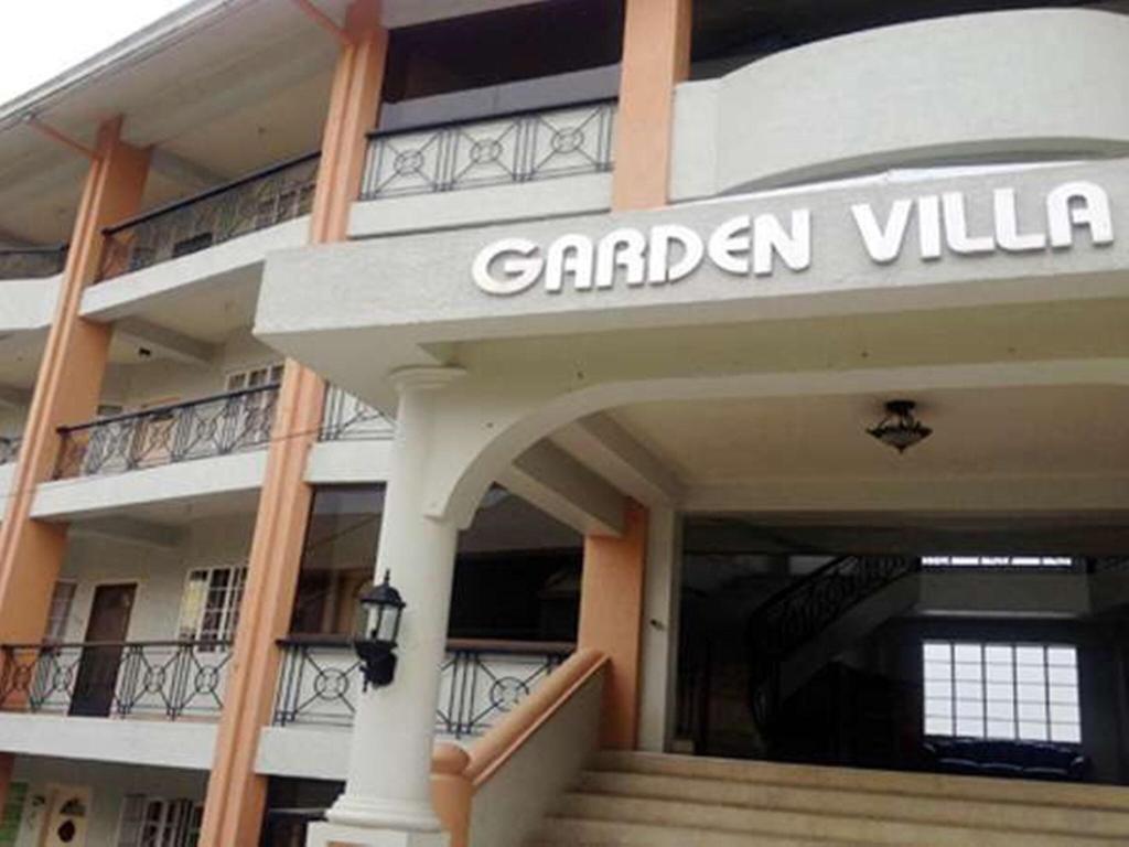 Gardenville Hotel