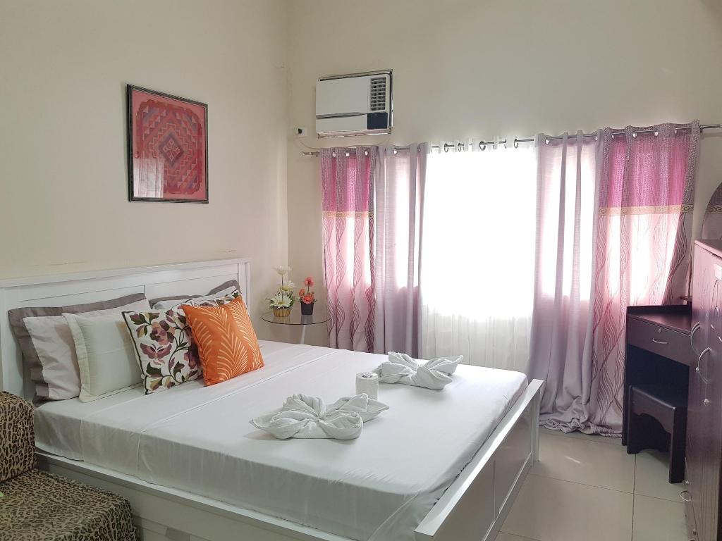 Cebu Rooms San Marino