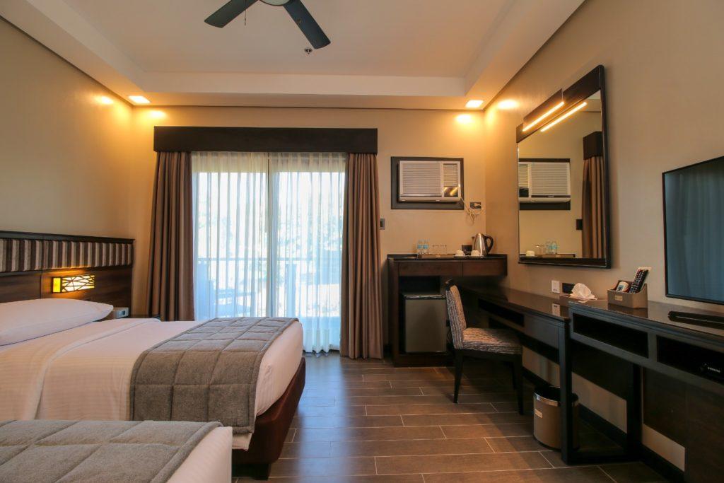 Two Seasons Coron Bayside Hotel