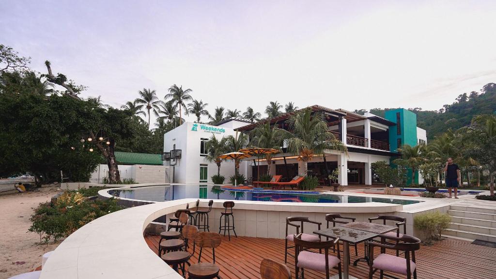 Weekends Resorts El Nido