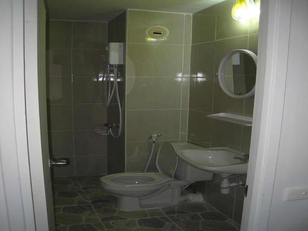 Dmk Donmueang Airport Guesthouse
