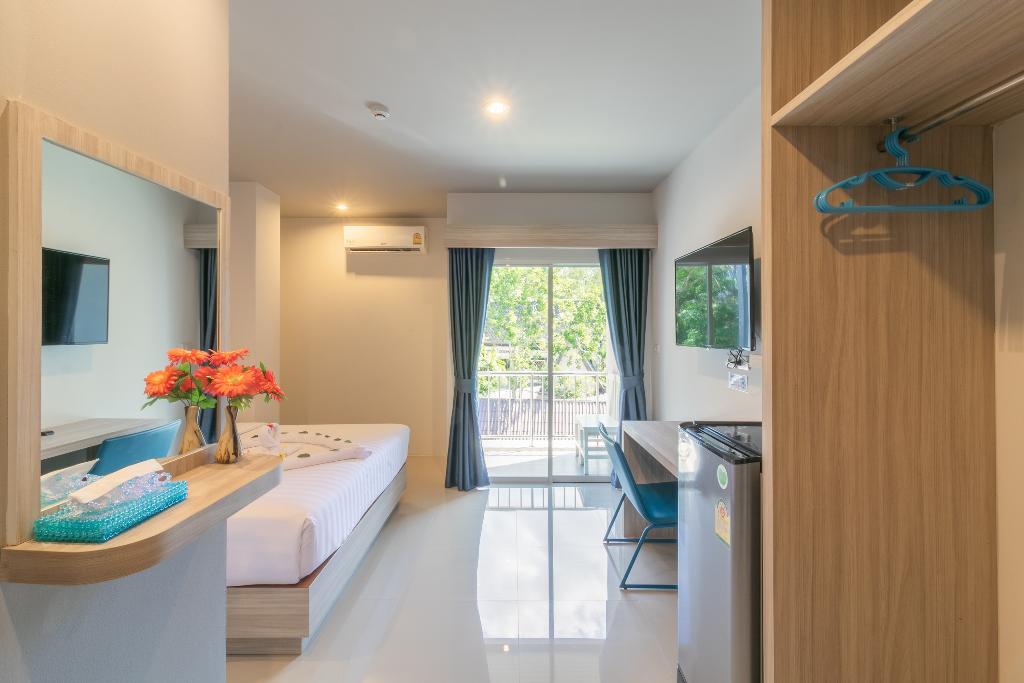 Carpio Hotel Phuket by ZUZU