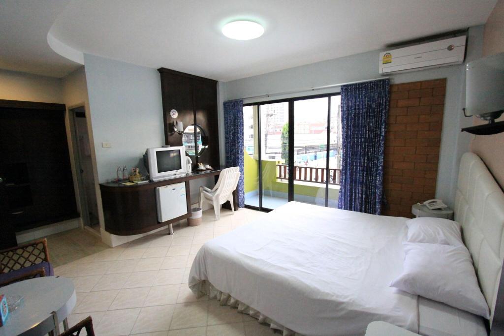 Rangrong Hotel