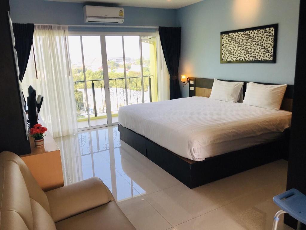 Phuket Chinoinn Hotel