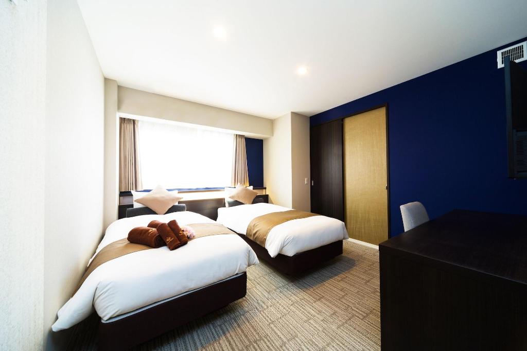 Shinsaibashi Crystalhotel
