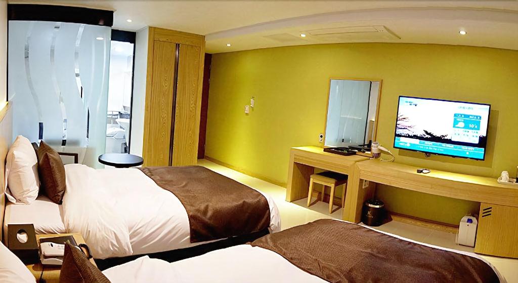K Tourist Hotel