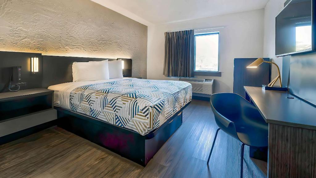 Motel 6 Milwaukee Wi Glendale