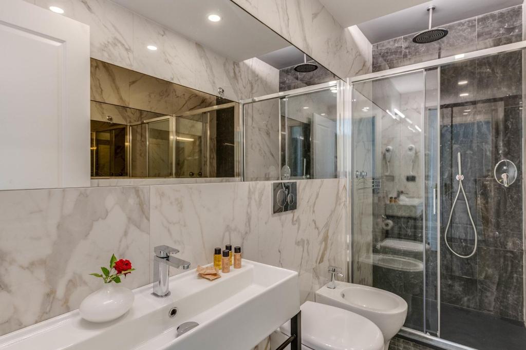 Adrianus Hotel
