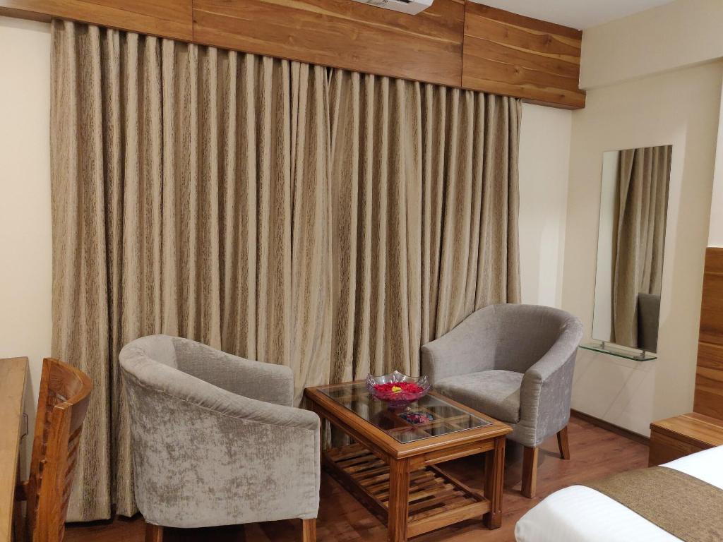 Sai Neem Tree Hotel