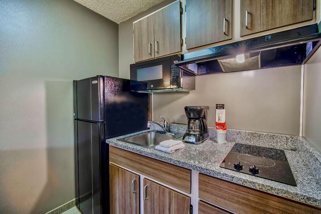 Studio 6 Phoenix Az Deer Valley