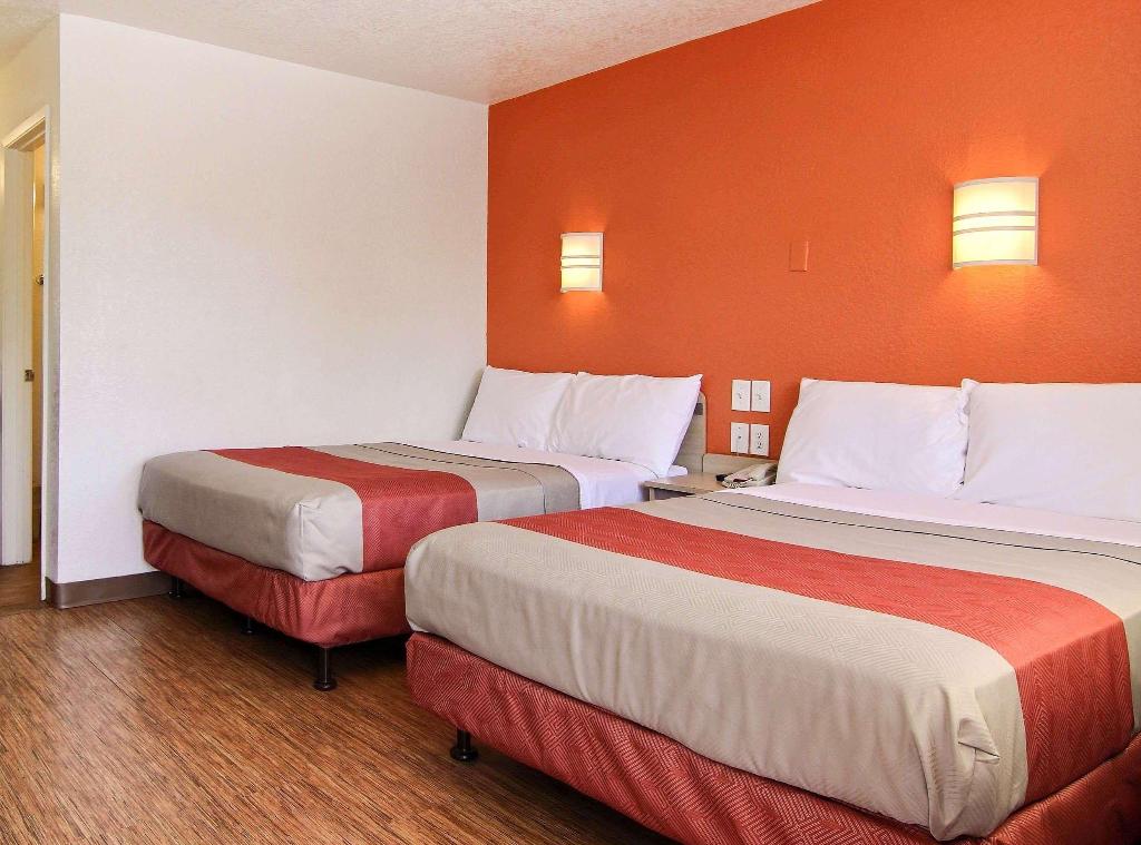 Motel 6 San Ysidro Ca San Diego Border