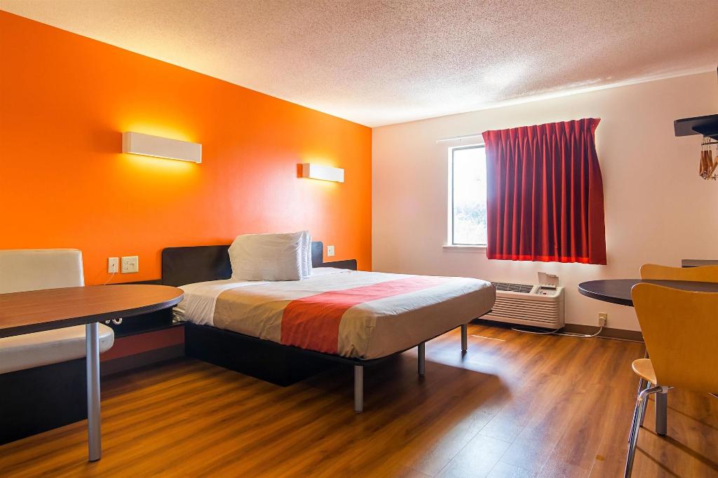 Motel 6 Jonesboro, Ga