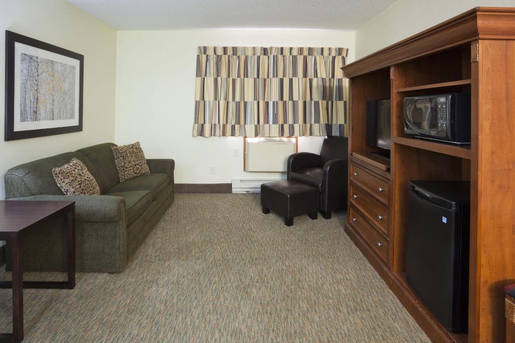 Fargo Inn And Suites
