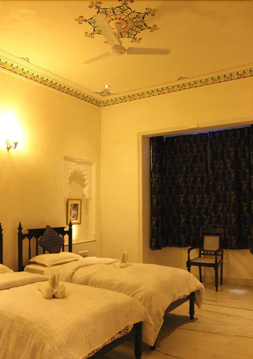 Hotel Boheda Palace