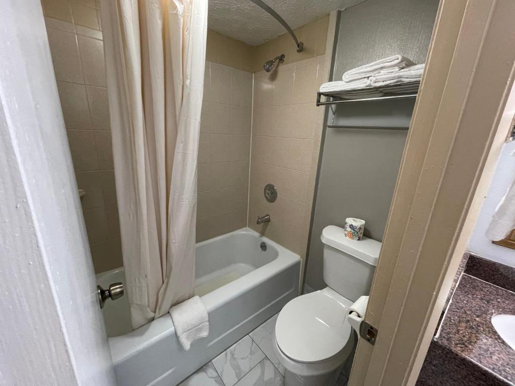 FairBridge Inn & Suites McDonough