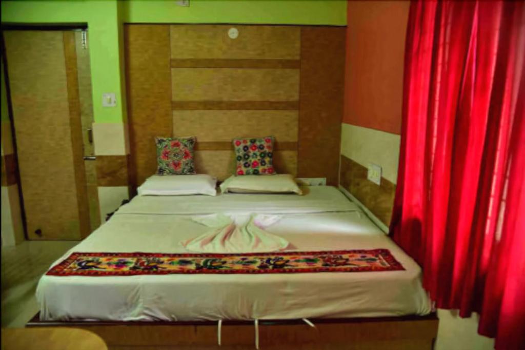Hotel Tara Residency