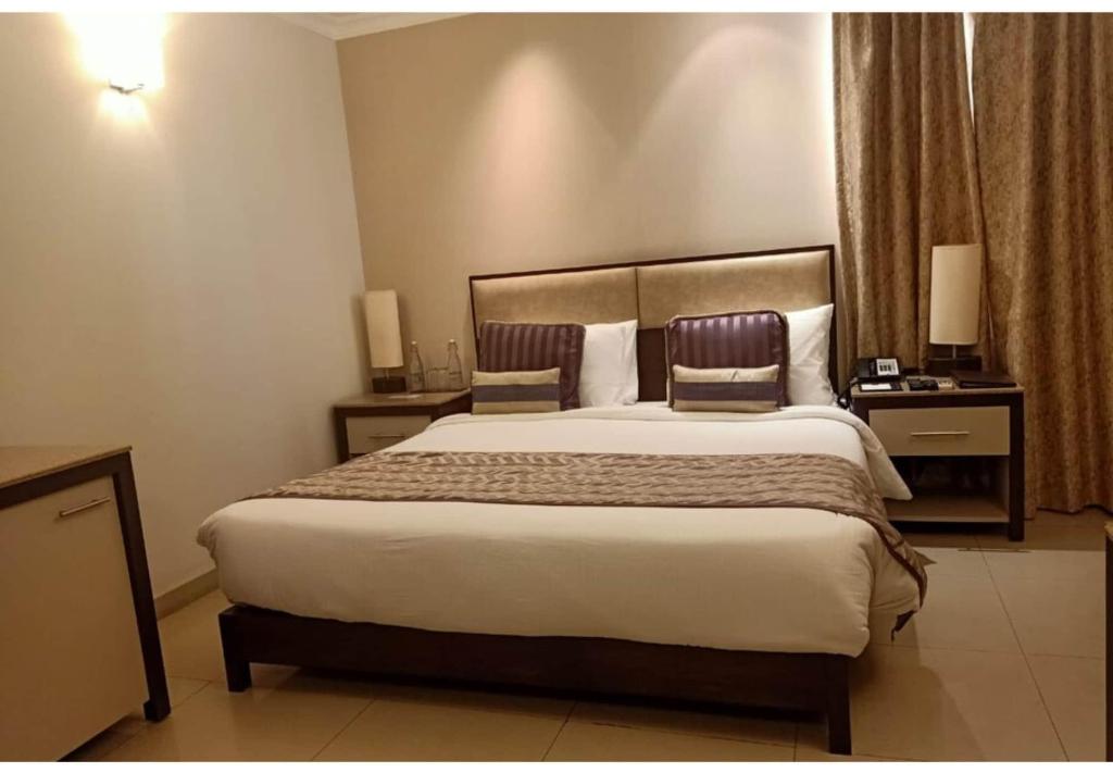 Sarovar Portico Surajkund