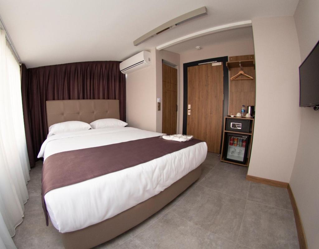 Jurnal Hotel