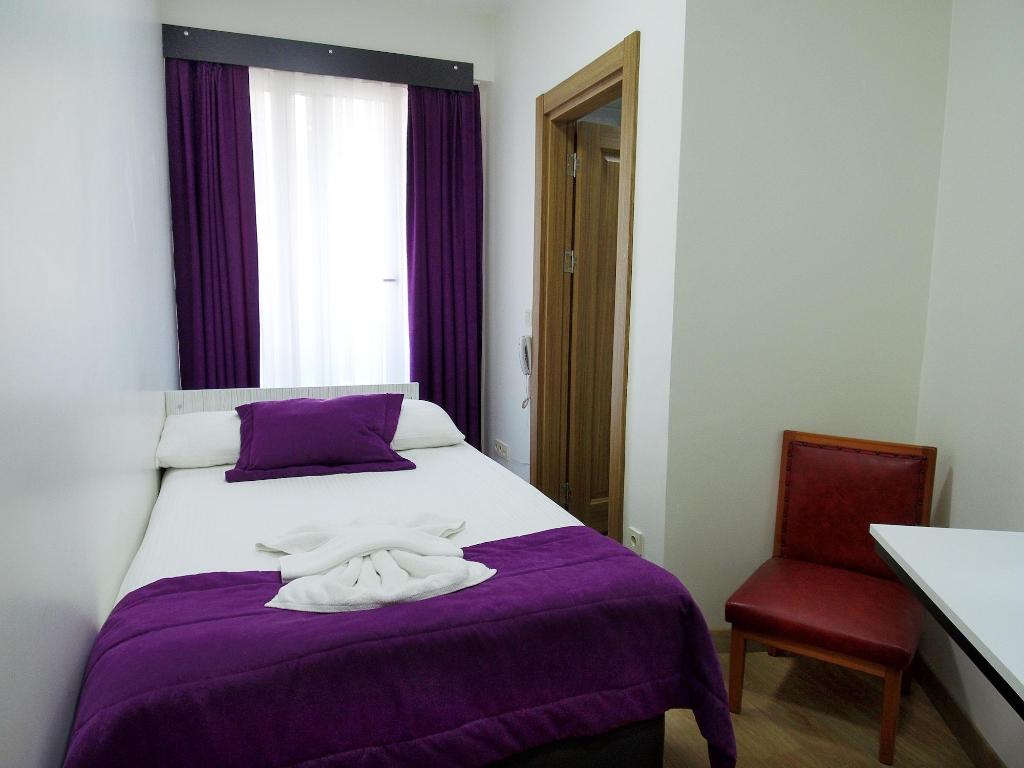 Kadikoy Arya Hotel