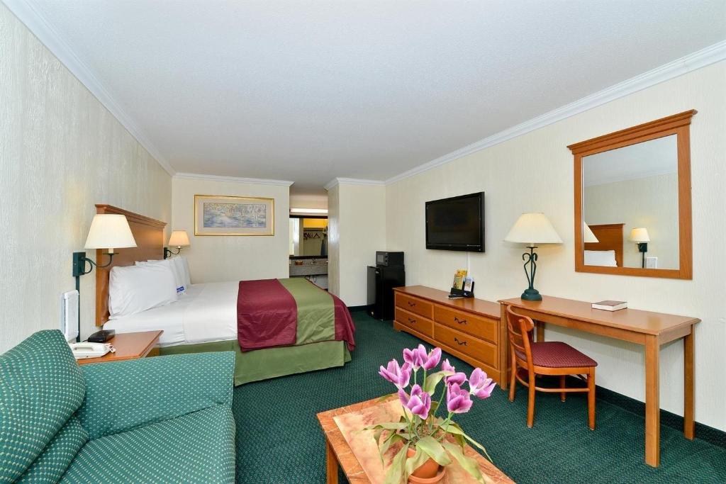 Americas Best Value Inn Columbus Tx