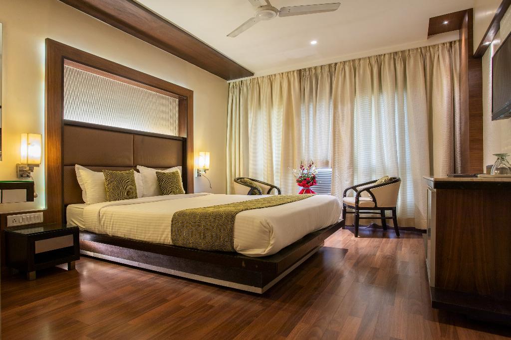 Hotel Dwaraka Residency