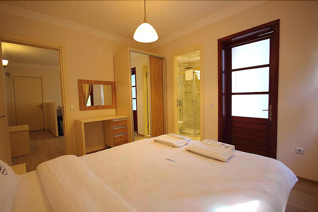 Vira Apart Hotel