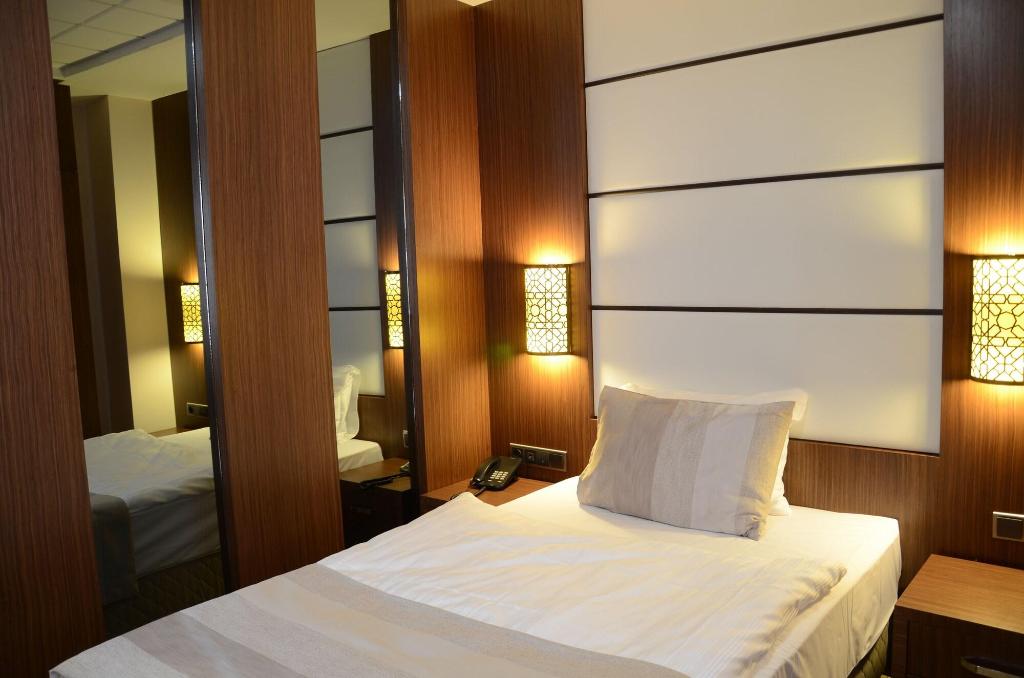 Safa Royal Museum Hotel