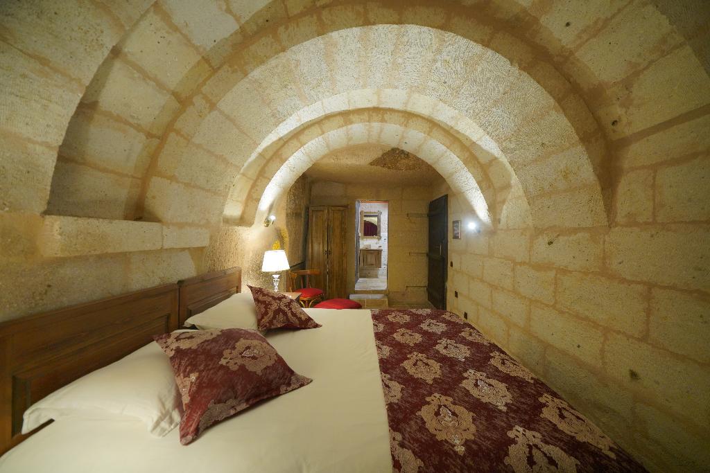 Takaev Cave Hotel