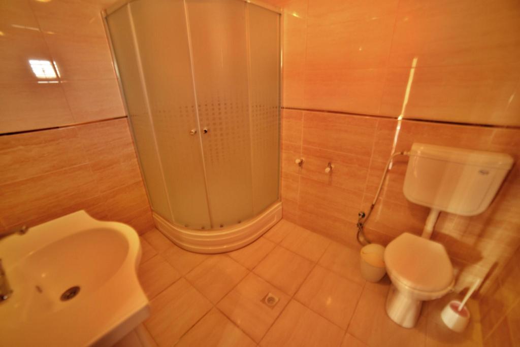 Cave Seasons Deluxe Hotel