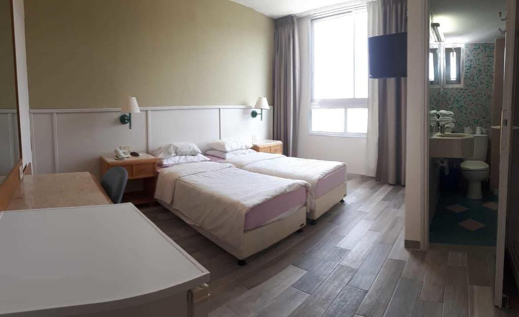Hotel Marom