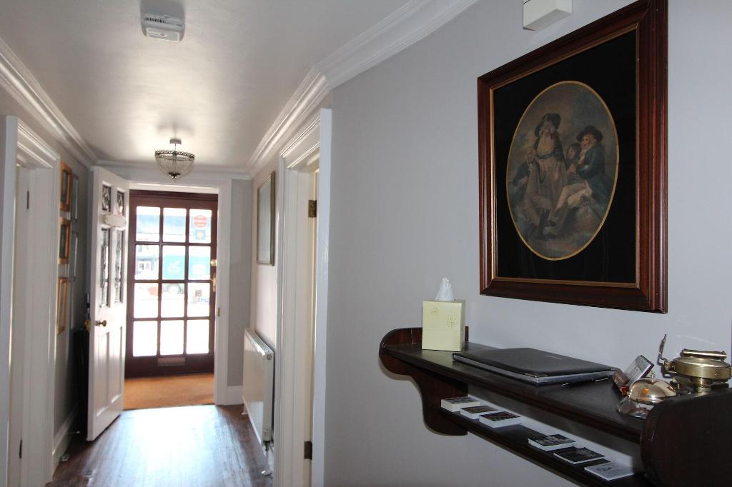 Old Temperance House - Lobby