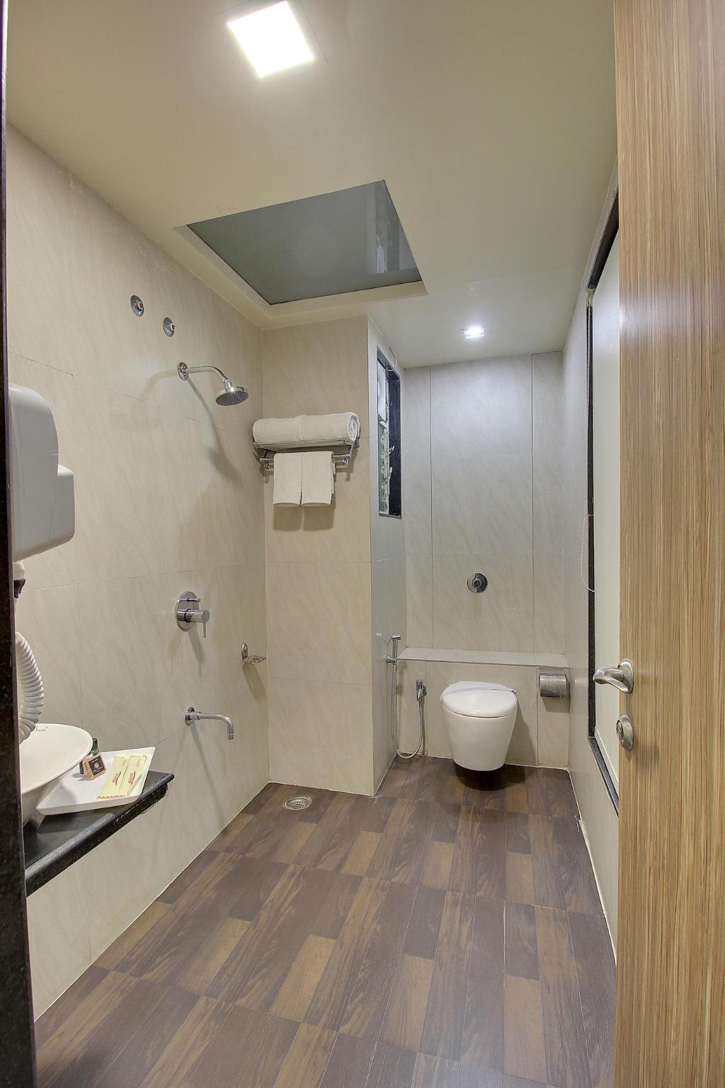 Hotel Sai Miracle