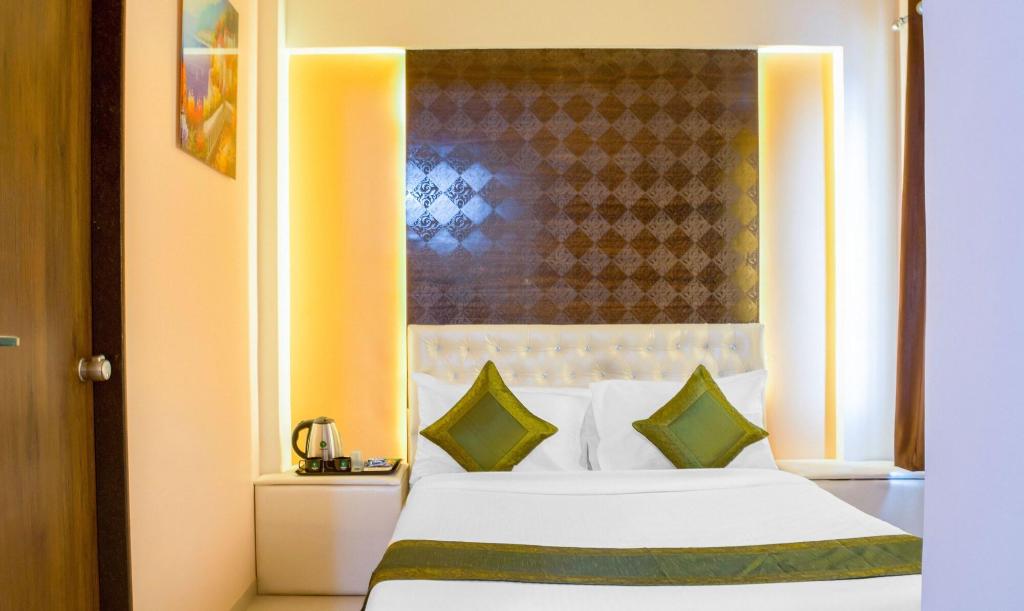 Treebo Trend Naunidh Suites