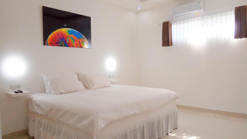 The Bali Bubble