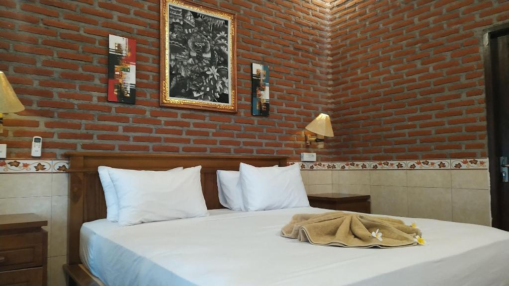 Eliska Sari Bungalows