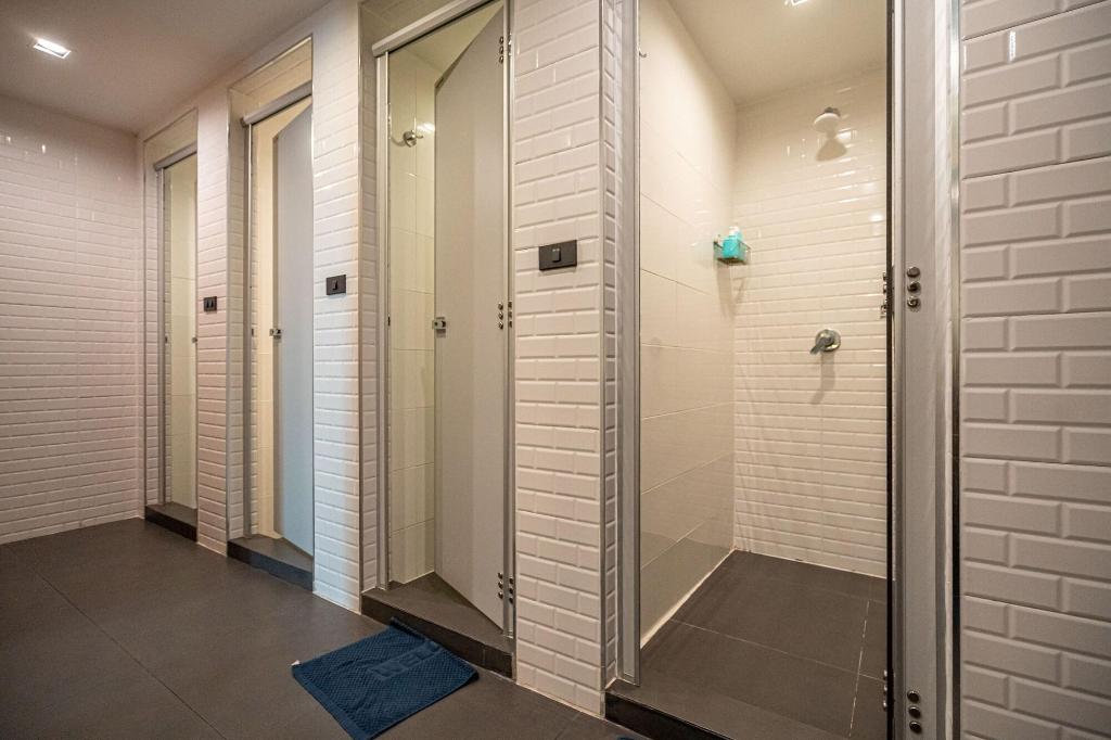 Patong Poshtel Adults Only