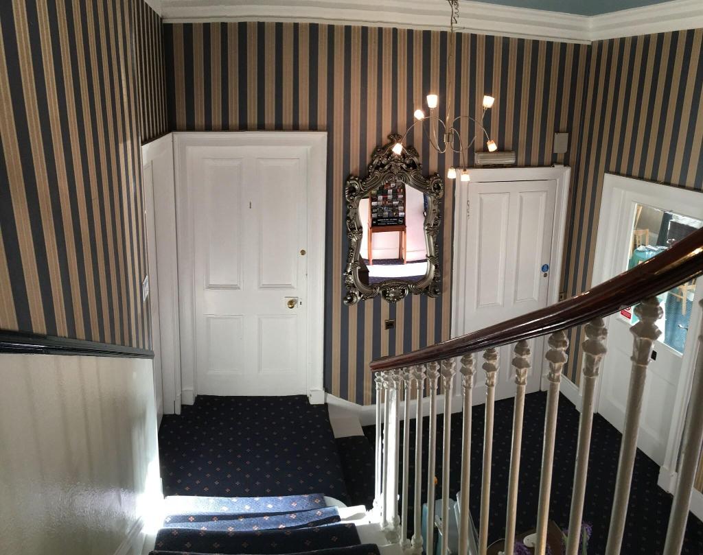 Allison House 17 - Lobby