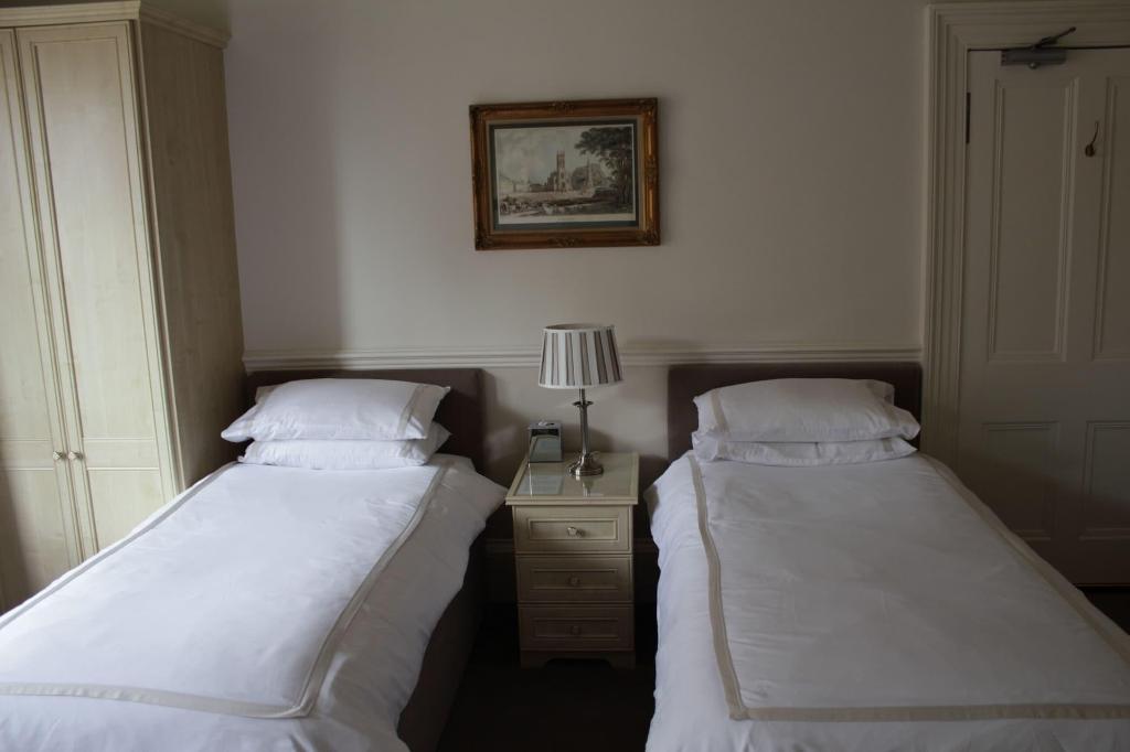 Highfield Guest House