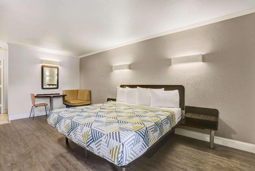 Motel 6 Lodi Ca
