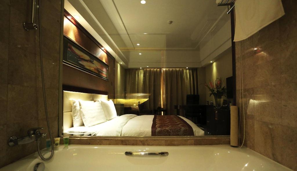 Zhengzhou Jianguo Hotel