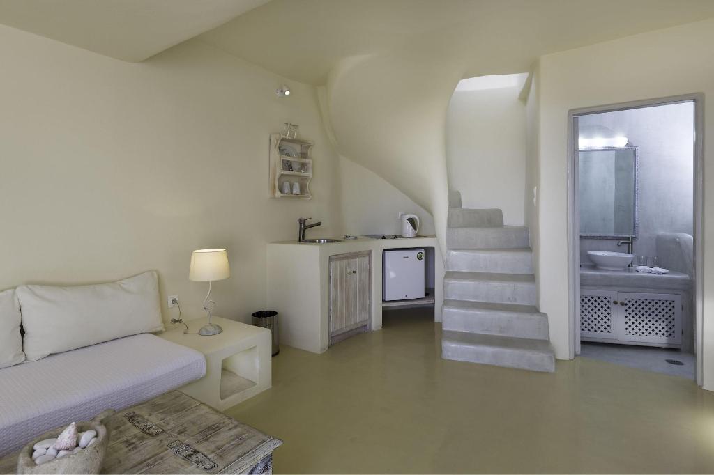 Oia Mare Villas