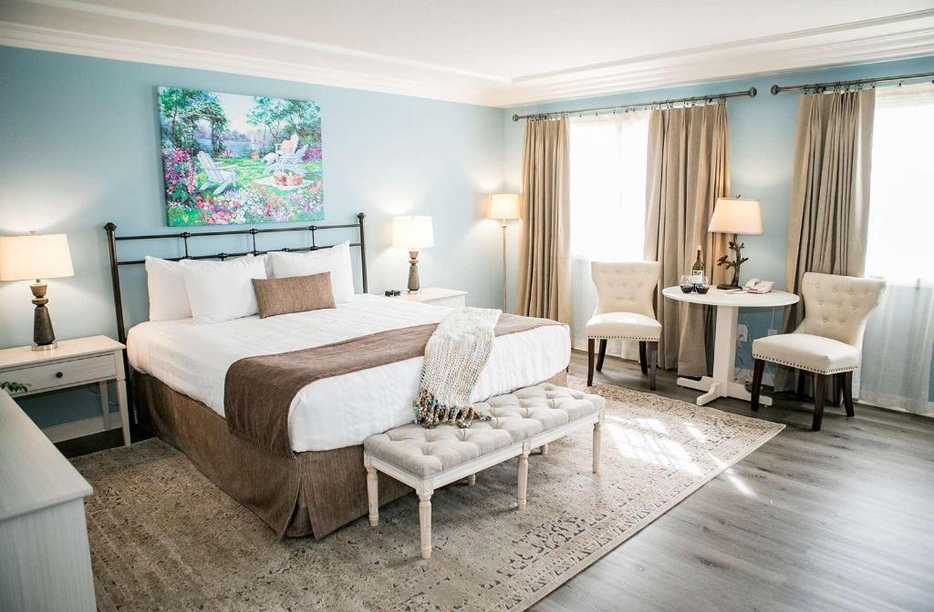 Sea Otter Inn