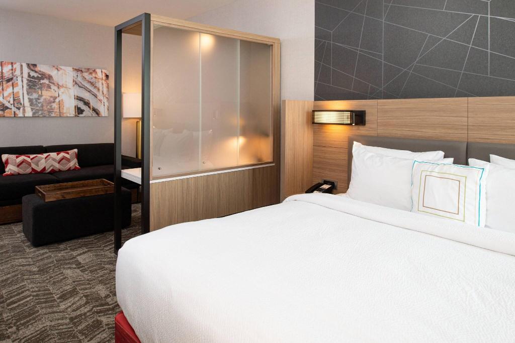 Springhill Suites Kansas City Northeast